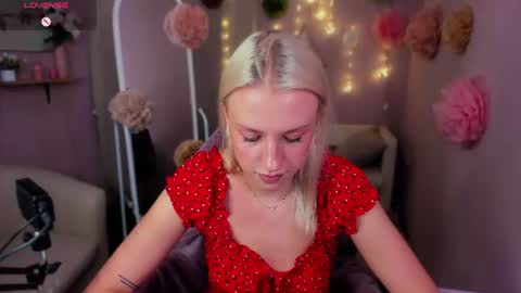 Angelica online show from July 28, 2026, 9:03 pm
