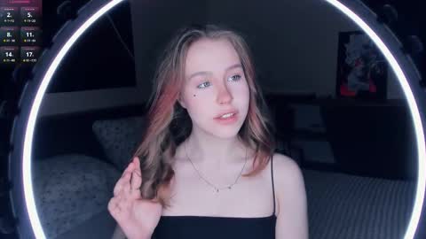 Snapshot of angel_to_burn chatting on February 9, 2026, 7:12 am SofiaSofi online show from February 9, 2026, 7:12 am