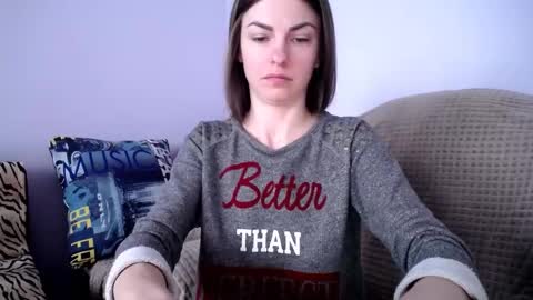 Snapshot of angel_zoe77 chatting on February 6, 2026, 11:02 am Zoe online show from February 6, 2026, 11:02 am