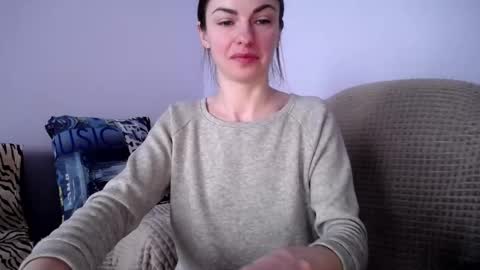 Snapshot of angel_zoe77 chatting on February 21, 2026, 10:49 am Zoe online show from February 21, 2026, 10:49 am