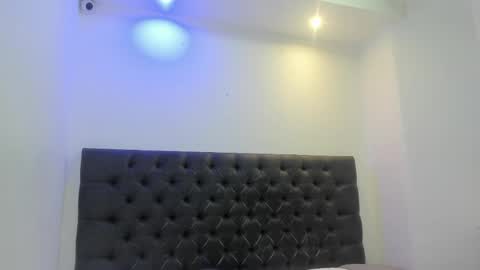 angela_rendon online show from May 23, 2026, 11:03 am