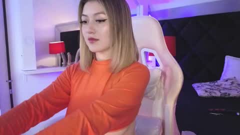 Angela Castle online show from February 18, 2026, 7:10 pm