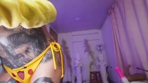 angelacianuro_ online show from June 8, 2026, 2:12 am