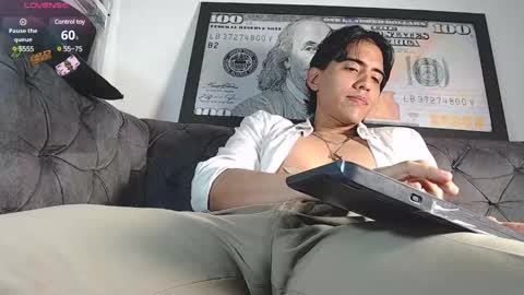 Angel Bianchi online show from December 17, 2024, 9:16 pm