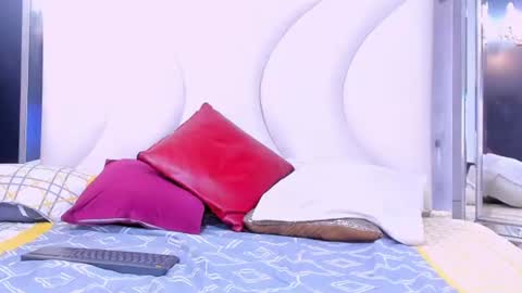 angelblue   online show from June 11, 2026, 12:32 am