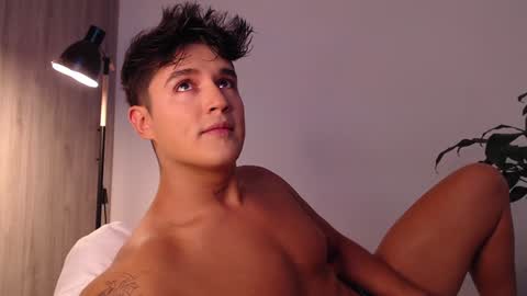 Snapshot of angelcossio chatting on December 30, 2024, 7:53 pm Angel online show from December 30, 2024, 7:53 pm