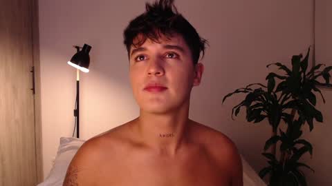 Snapshot of angelcossio chatting on December 31, 2024, 12:32 am Angel online show from December 31, 2024, 12:32 am