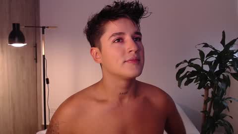 Snapshot of angelcossio chatting on December 31, 2024, 8:02 pm Angel online show from December 31, 2024, 8:02 pm