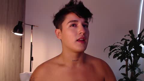 Snapshot of angelcossio chatting on January 1, 2025, 9:52 pm Angel online show from January 1, 2025, 9:52 pm