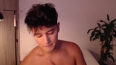 Snapshot of angelcossio chatting on January 16, 2025, 11:16 pm Angel online show from January 16, 2025, 11:16 pm