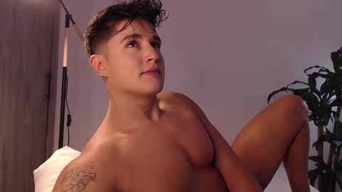 Snapshot of angelcossio chatting on January 27, 2025, 7:35 pm Angel online show from January 27, 2025, 7:35 pm