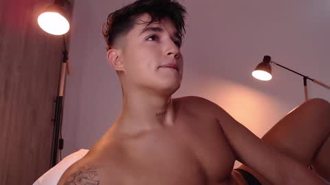 Snapshot of angelcossio chatting on February 5, 2025, 8:25 pm Angel online show from February 5, 2025, 8:25 pm