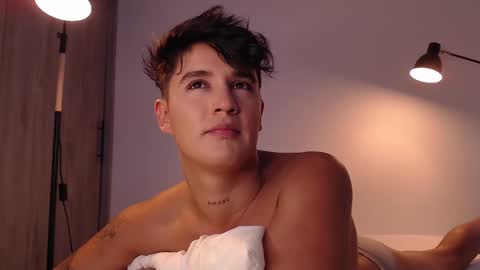 Snapshot of angelcossio chatting on February 11, 2025, 10:28 pm Angel online show from February 11, 2025, 10:28 pm