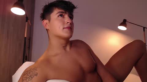 Snapshot of angelcossio chatting on February 15, 2025, 10:52 pm Angel online show from February 15, 2025, 10:52 pm