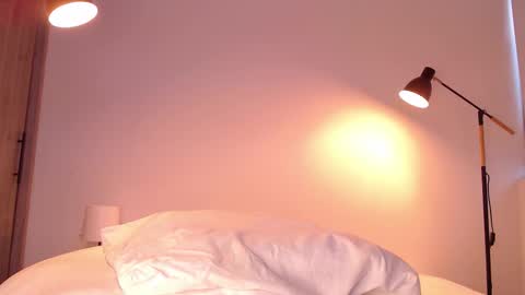 Snapshot of angelcossio chatting on September 23, 2025, 10:24 pm Angel online show from September 23, 2025, 10:24 pm