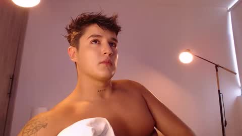 Snapshot of angelcossio chatting on November 12, 2025, 9:03 pm Angel online show from November 12, 2025, 9:03 pm