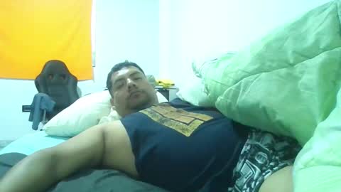 angeldavid90 online show from November 22, 2025, 10:47 am