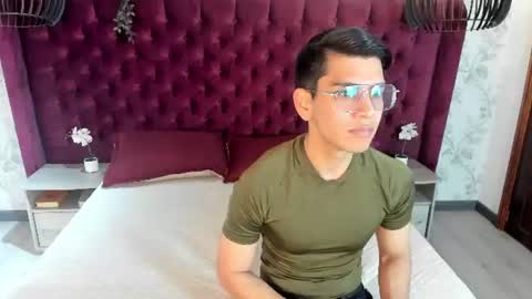 Angel  online show from July 28, 2026, 11:39 am