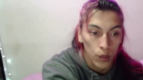 Snapshot of angele_johnson chatting on January 14, 2025, 2:40 am angele online show from January 14, 2025, 2:40 am