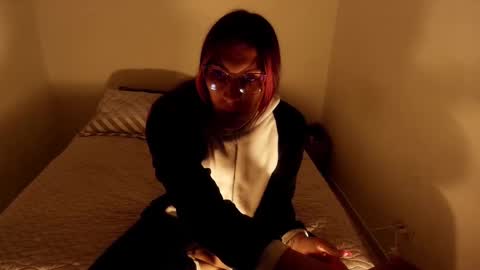 Snapshot of angele_johnson chatting on February 11, 2026, 2:27 am angele online show from February 11, 2026, 2:27 am