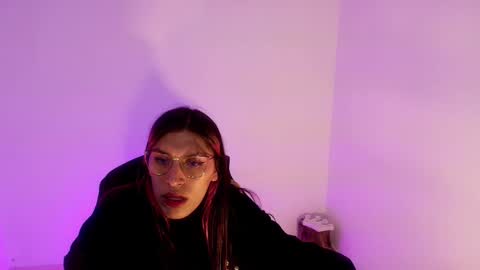 Snapshot of angele_johnson chatting on February 23, 2026, 8:06 pm angele online show from February 23, 2026, 8:06 pm