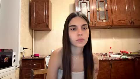 Bella online show from July 28, 2026, 8:52 pm