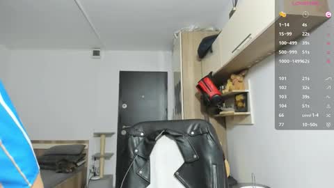 Snapshot of angelfrank chatting on September 26, 2025, 11:14 am Frankie online show from September 26, 2025, 11:14 am