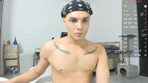 Snapshot of angelfrank chatting on November 13, 2025, 7:35 pm Frankie online show from November 13, 2025, 7:35 pm