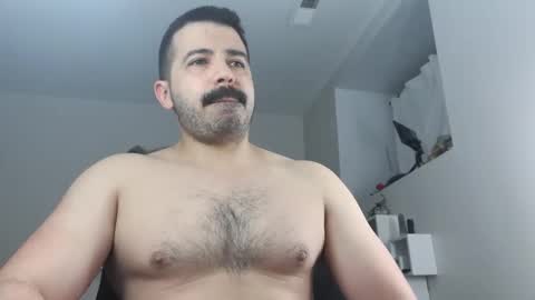 Angel Fusco online show from April 5, 2026, 1:14 am