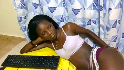 Angie online show from May 25, 2026, 8:15 pm