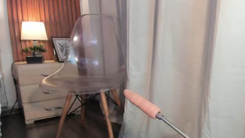 Carolina online show from April 14, 2026, 3:34 am