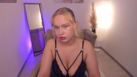 Angelic beauty online show from May 20, 2026, 11:05 am