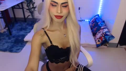 DIVINE ANGEL online show from February 26, 2026, 3:38 am