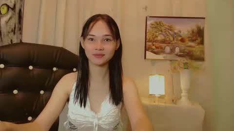 Snapshot of angelic_kristinex chatting on February 24, 2025, 3:12 am angelic_kristinex online show from February 24, 2025, 3:12 am
