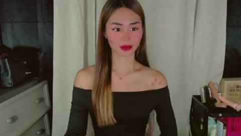 Angelica online show from June 17, 2026, 12:40 pm