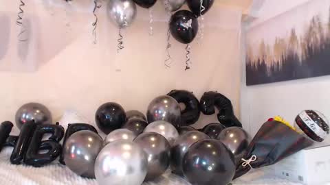 Snapshot of angelica_bss chatting on March 12, 2025, 3:07 pm Angelica bss online show from March 12, 2025, 3:07 pm