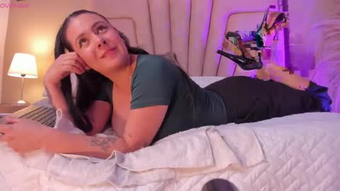 Angelica Cross online show from April 18, 2026, 8:31 pm