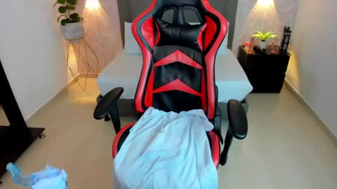 A N G E L I C A online show from January 30, 2025, 3:08 pm