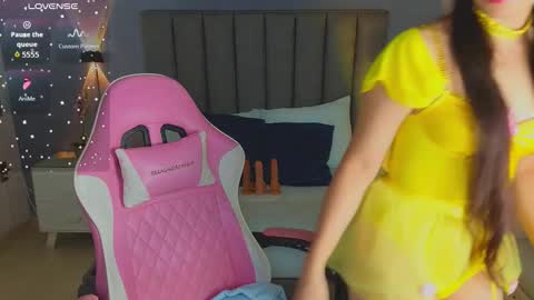 A N G E L I C A online show from October 31, 2025, 12:50 pm