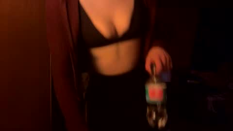 Angelica hart online show from September 28, 2025, 8:31 am