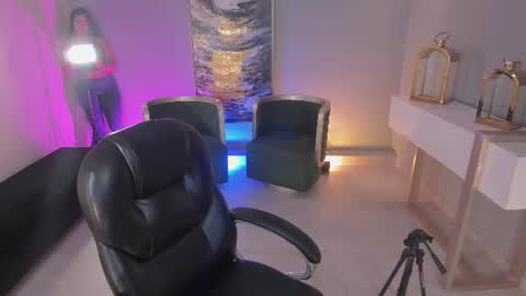 Snapshot of angelicavega_ chatting on June 19, 2026, 8:34 pm Angelica Vega online show from June 19, 2026, 8:34 pm