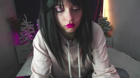 Snapshot of angelika_rouge chatting on January 26, 2025, 3:36 pm Angelika Rouge online show from January 26, 2025, 3:36 pm