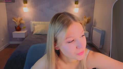 Angelina online show from May 14, 2026, 1:12 am