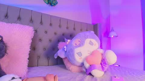 Angelina Honey online show from June 8, 2026, 4:02 am