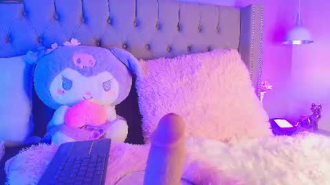 Angelina Honey online show from July 21, 2026, 4:04 am