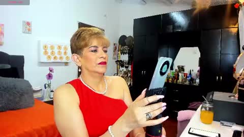 Angelina online show from June 12, 2026, 11:46 pm