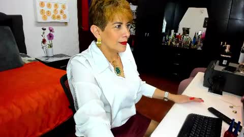 Angelina online show from July 14, 2026, 11:43 pm