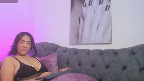 angelinaa__smith online show from September 18, 2025, 8:00 pm