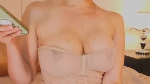 Snapshot of angelinadorian chatting on May 22, 2026, 8:36 pm Angelina Dorian online show from May 22, 2026, 8:36 pm