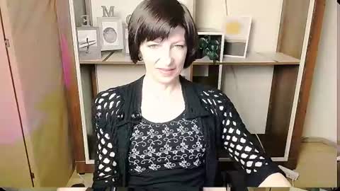 Angelina online show from June 8, 2026, 6:03 am